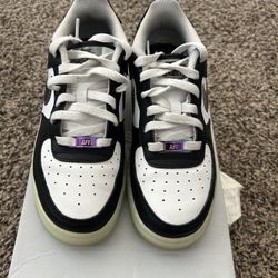 Nike Air Force 1 ( Size 5.5y/7womens)