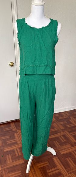 New In Green Rayon/Linen sleeveless top & wide leg pants with pockets set size M