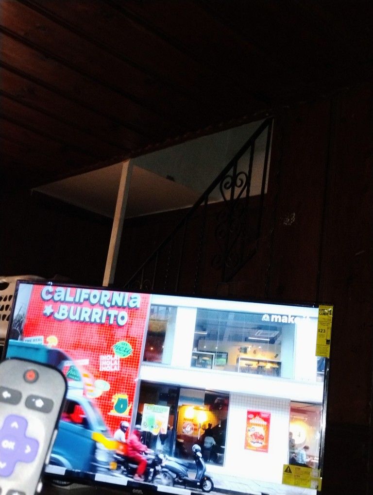 Tv With Remote