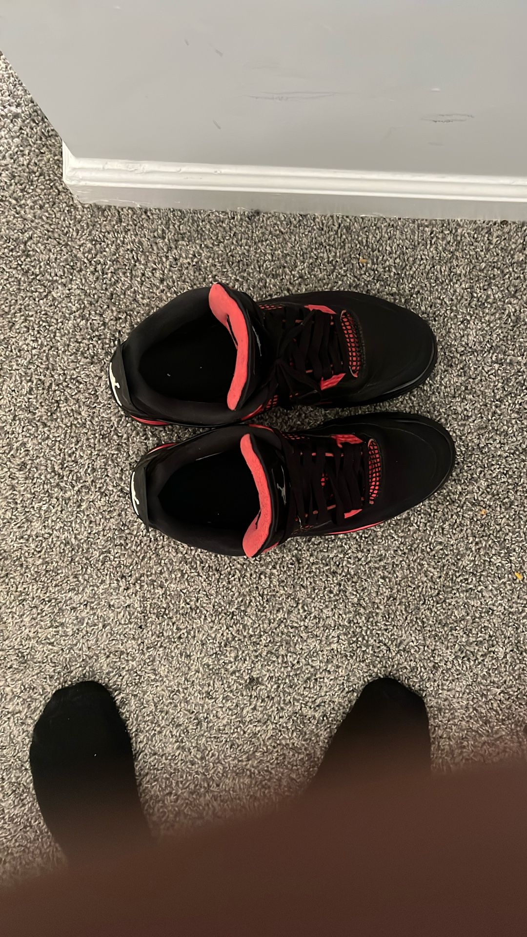 Jordan 4 retro thunder 