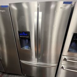 Refrigerador In Stainless Steel Whit Maximun Ice Capacity 36” 24.7 Cu  