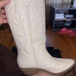 Women’s Soda Brand Cowboy Boots 
