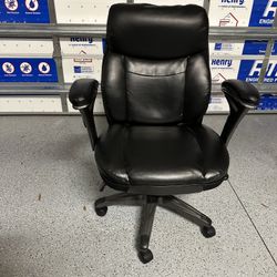 Serra Office Chair