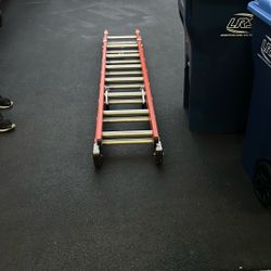 Keller 13 Foot Fiberglass Ladder