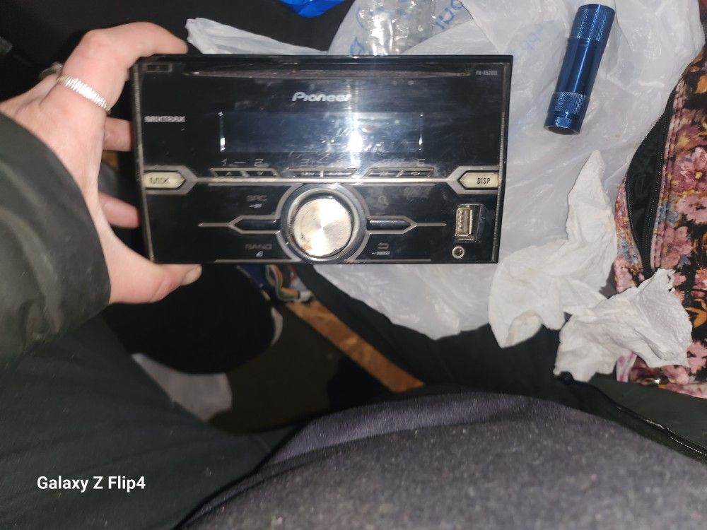 Pioneer CD PLAYER FOR AUTOMOBILES