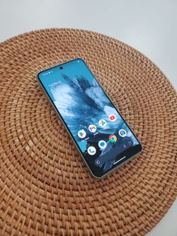 Pixel 8 6.2" (Unlocked) 128GB Fair Mint but