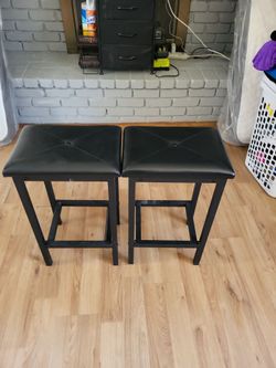 Bar stool chairs