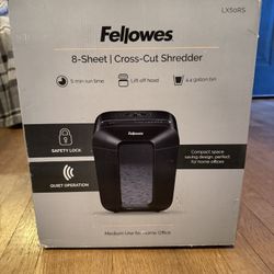 Fellowes LX50-RS 9-Sheet Cross Cut Paper Personal Shredder