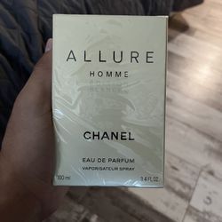 Chanel Allure Homme Eau de Parfum Spray 100ml #ChanelAllureHomme