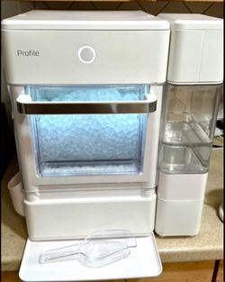 GE profile self cleaning 34 lbs /day pellet ice maker 2026 made