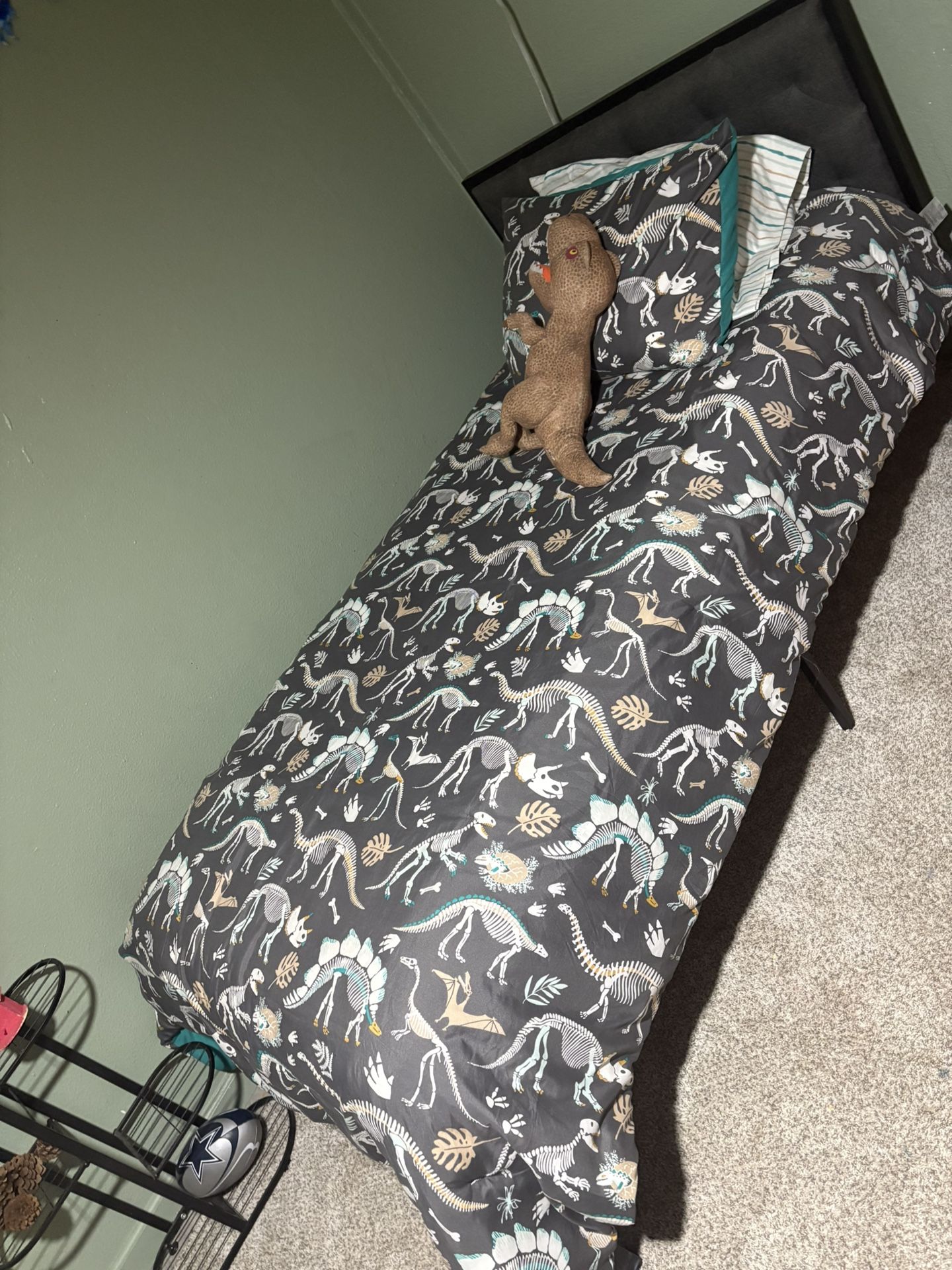 Twin Bed