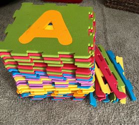 Alphabet foam mat