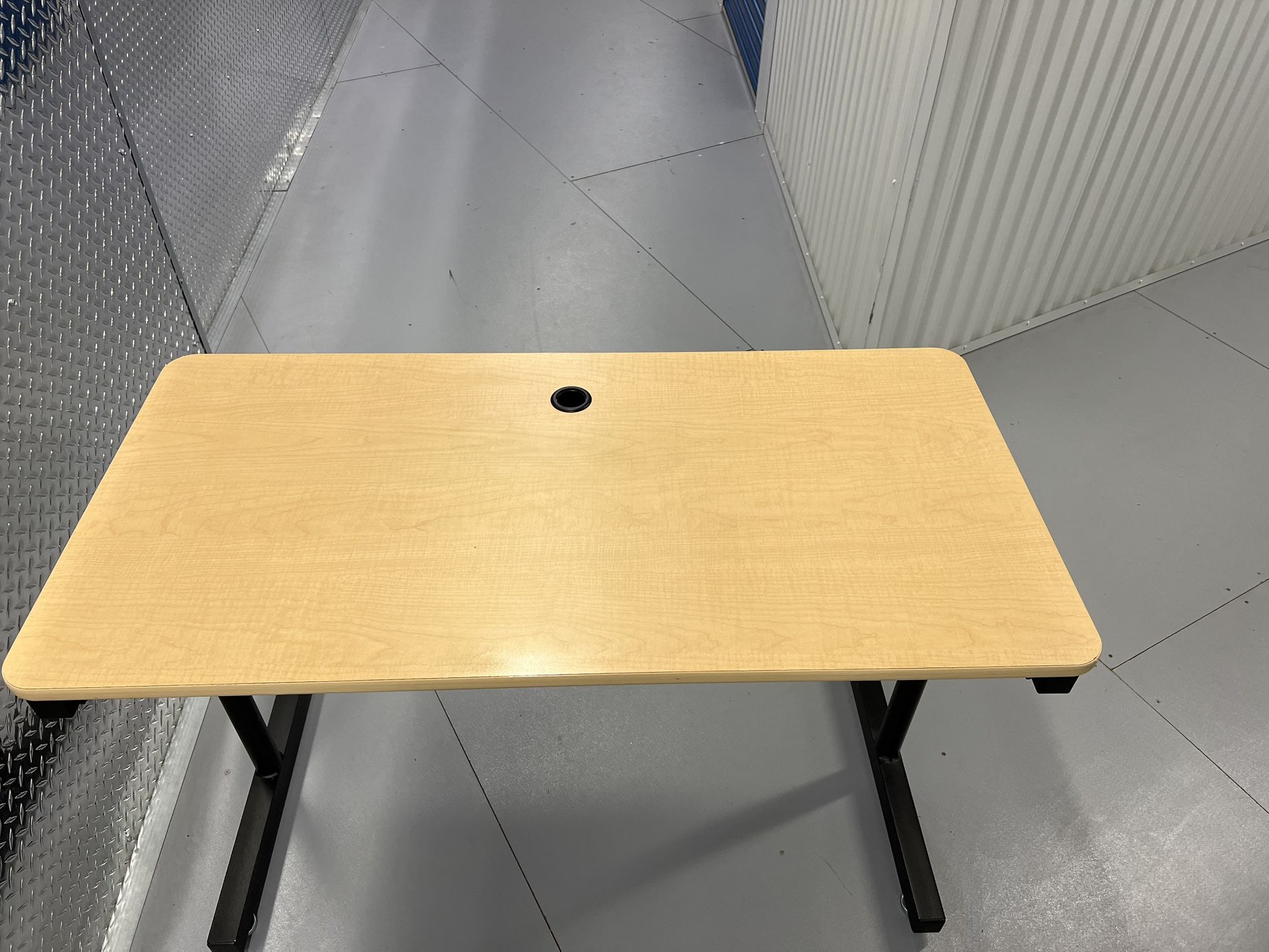 Office Desks 