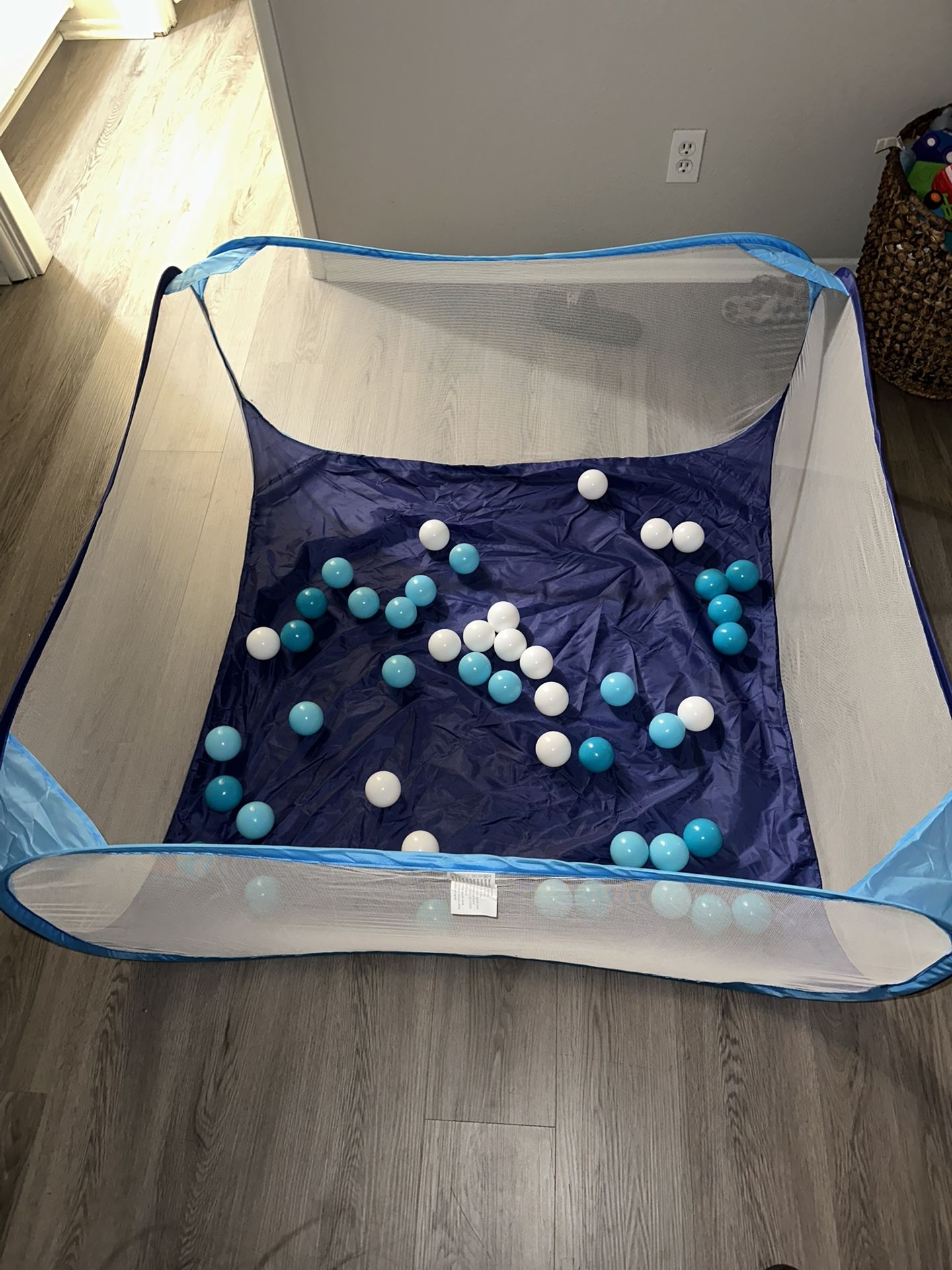 Pop Up Play Pen
