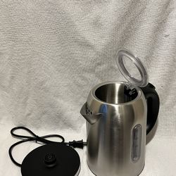 *NEW* PRICE NEGOTIABLE Parini Essentials Collection Cordless Electric Kettle 