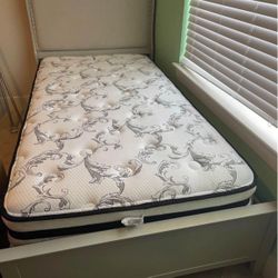 Gray Twin Size Bed And Pillow Top Mattress 