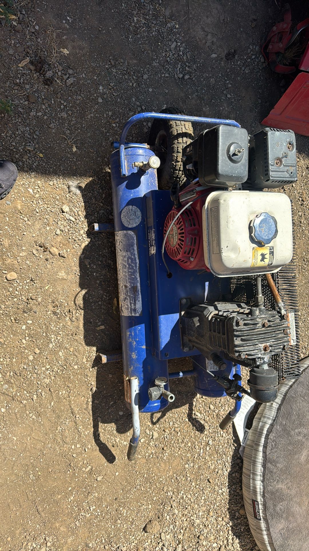 Gas Compressor