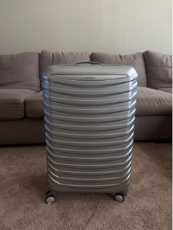 Brand New Samsonite Medium Luggage