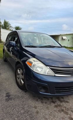 Nissan Versa 2012