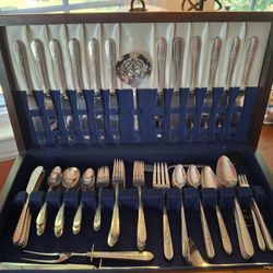 Silverplate FLATWARE Set "ROYAL ROSE" Service For 12 Total W Original BOX 112 Pcs