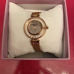  New Victoria Hyde Rose Tone Watch