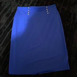 Knee length skirt M