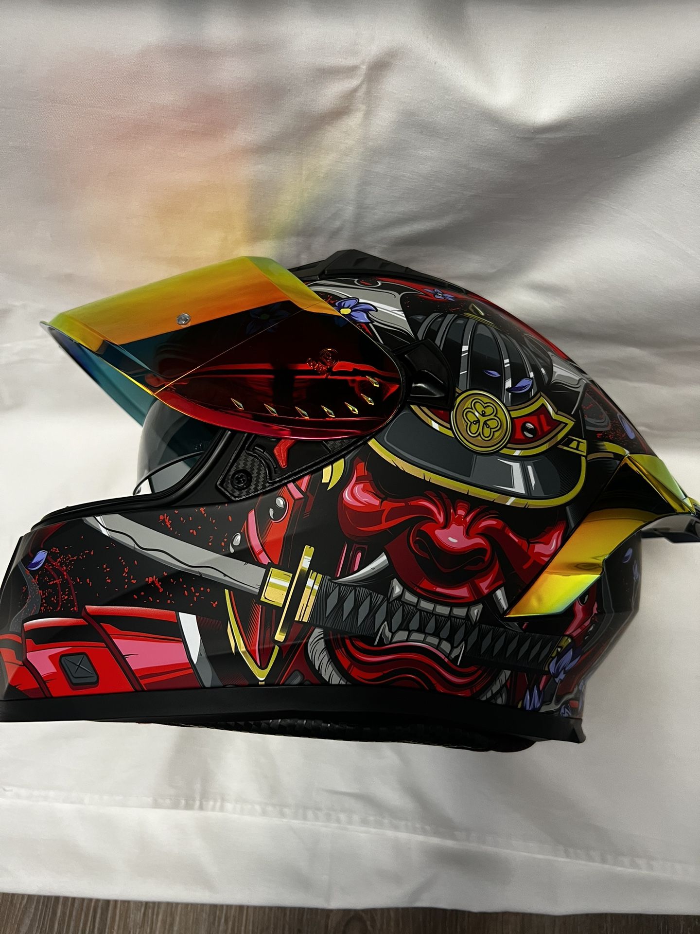 Beautiful Helmet Tinted Visor New Size Xl