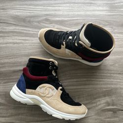Chanel CC Logo Suede Sneaker Size 7 (EU 37.5) Womens