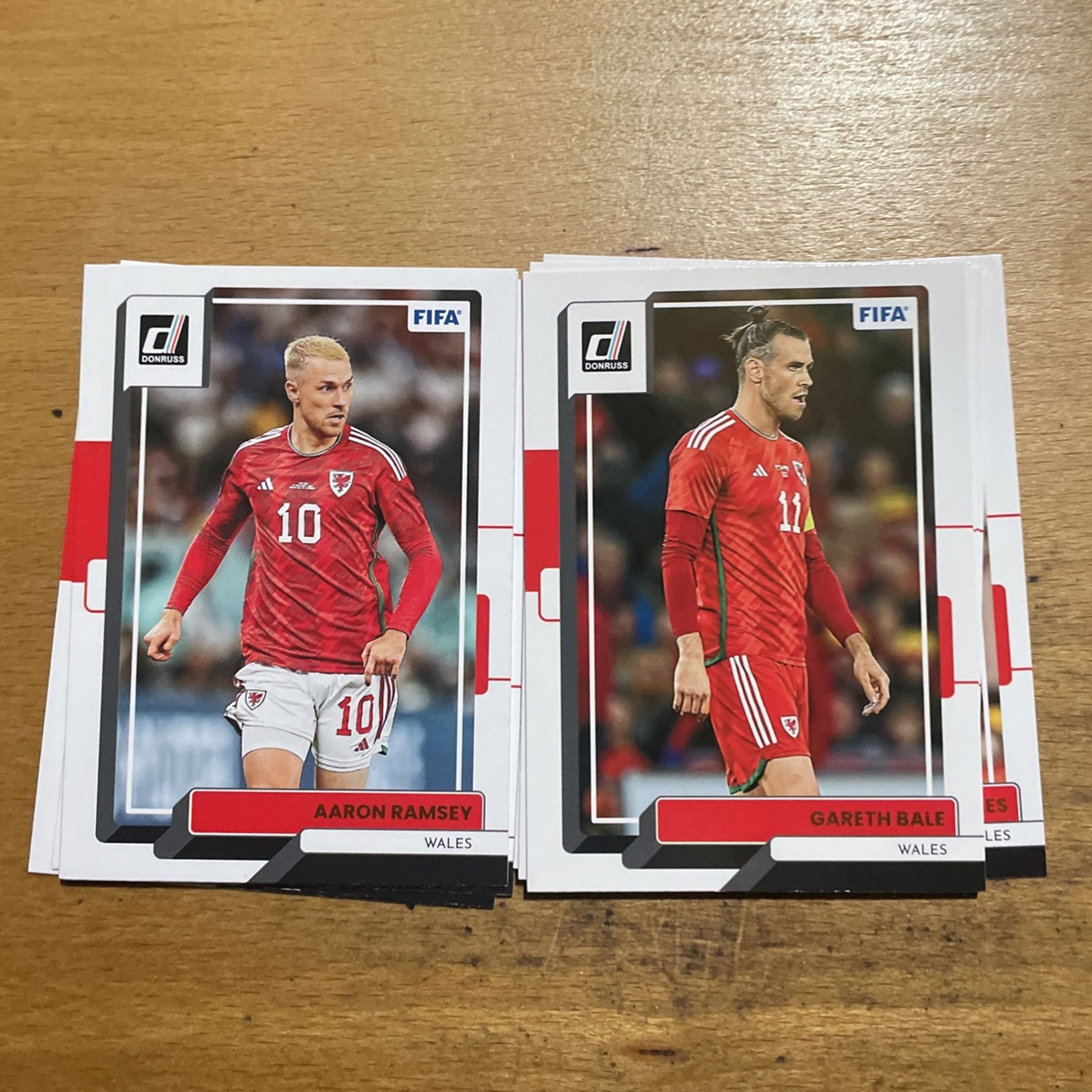 2023 DONRUSS WALES 11 CARD LOT 
