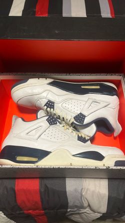 Air Jordan 4