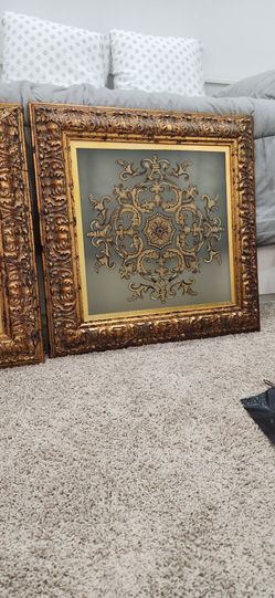Twin Baroque Golden Wall decor