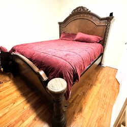 King Sized Ceramic Top Bedroom Set 