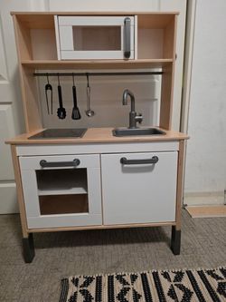 IKEA DUKTIG Kids Play Kitchen