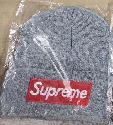 Supreme Beanie $15 Sale For Pickup Cold Weather Essential 