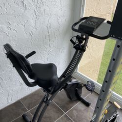 Lightly Used Work out Equipment Set