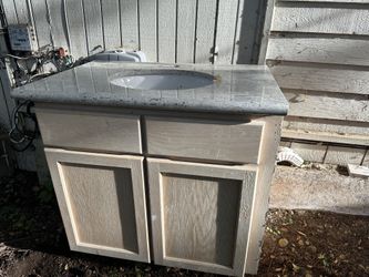 Free bathroom sink with cabinet And Table