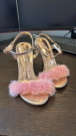 Pink fluffy heels