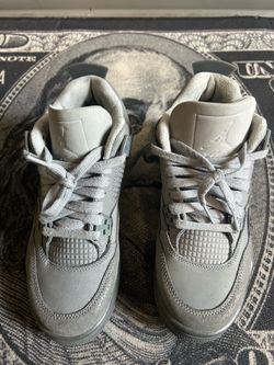 Jordan 4 Wet cement size 5.5Y