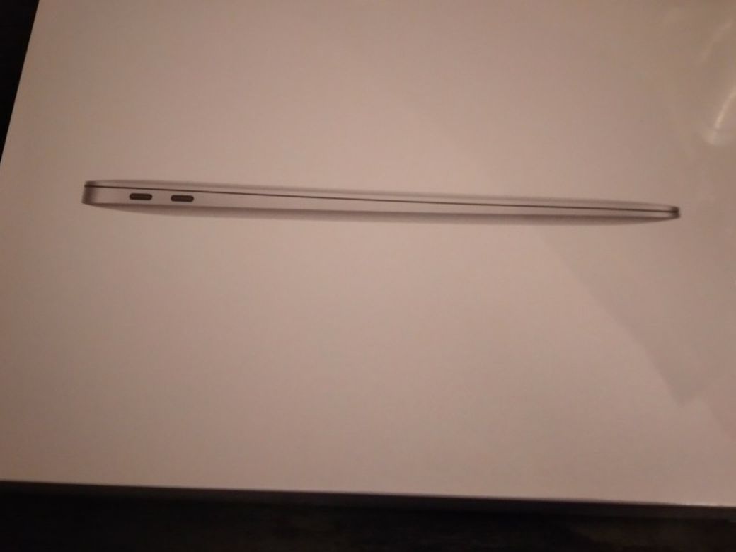 Apple MacBook Air Retina 13' Laptop Computer MWTJ2LL/A A2179 2020 Model