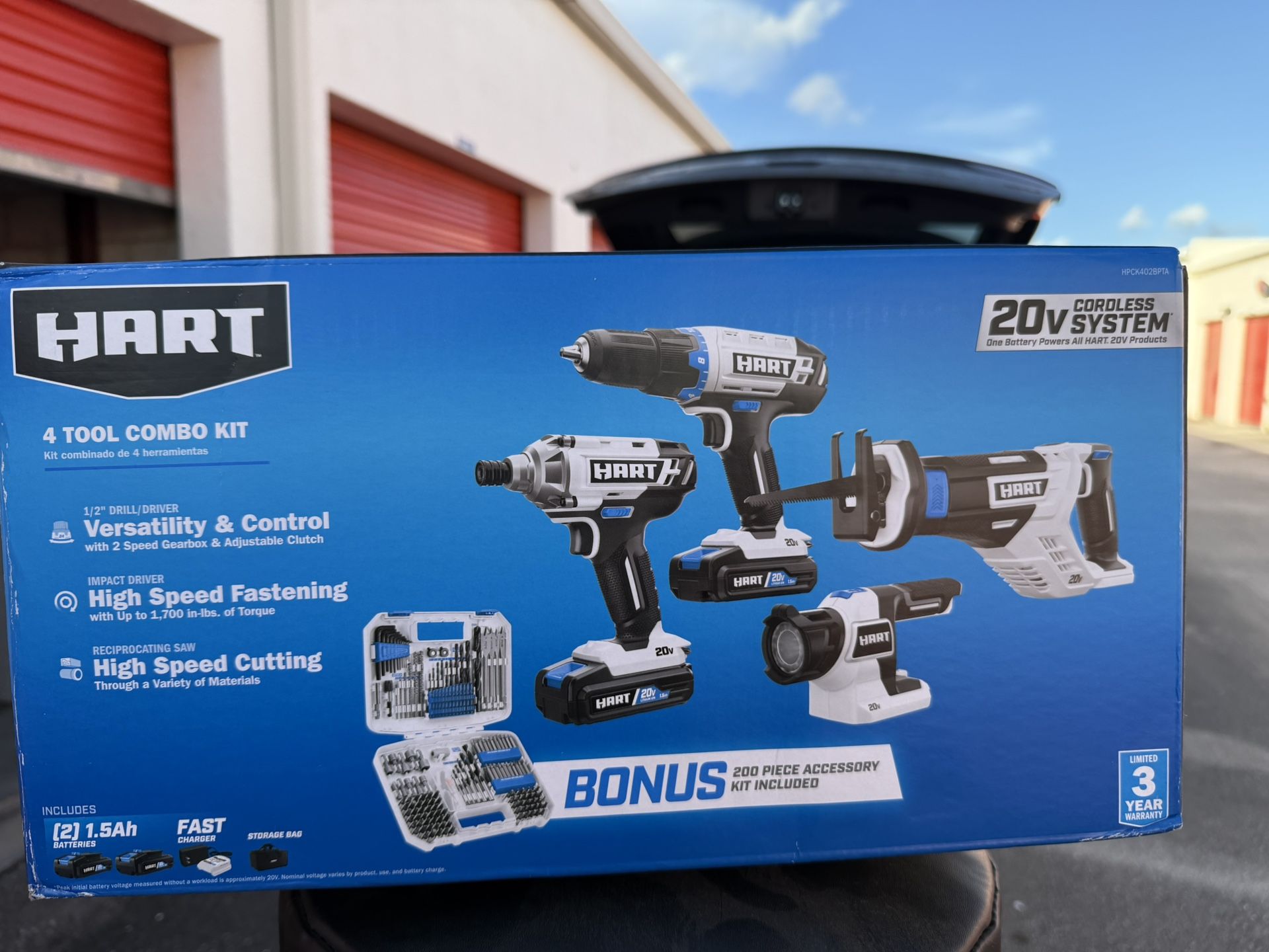 Hart 4 Tool Combo ( 200 Tool Kit Included) 