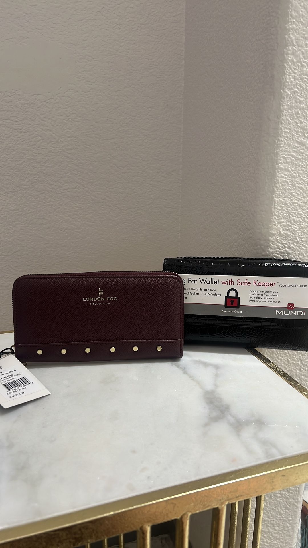 London fog and MUNDI wallet