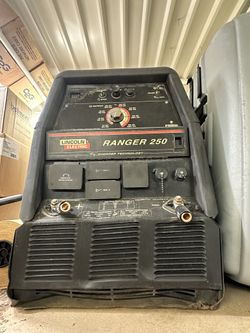 Lincoln Electric® Ranger® 250 GXT Engine Driven Welder With 23 hp Kohler® Carburetor Engine And Electric Fuel Pum