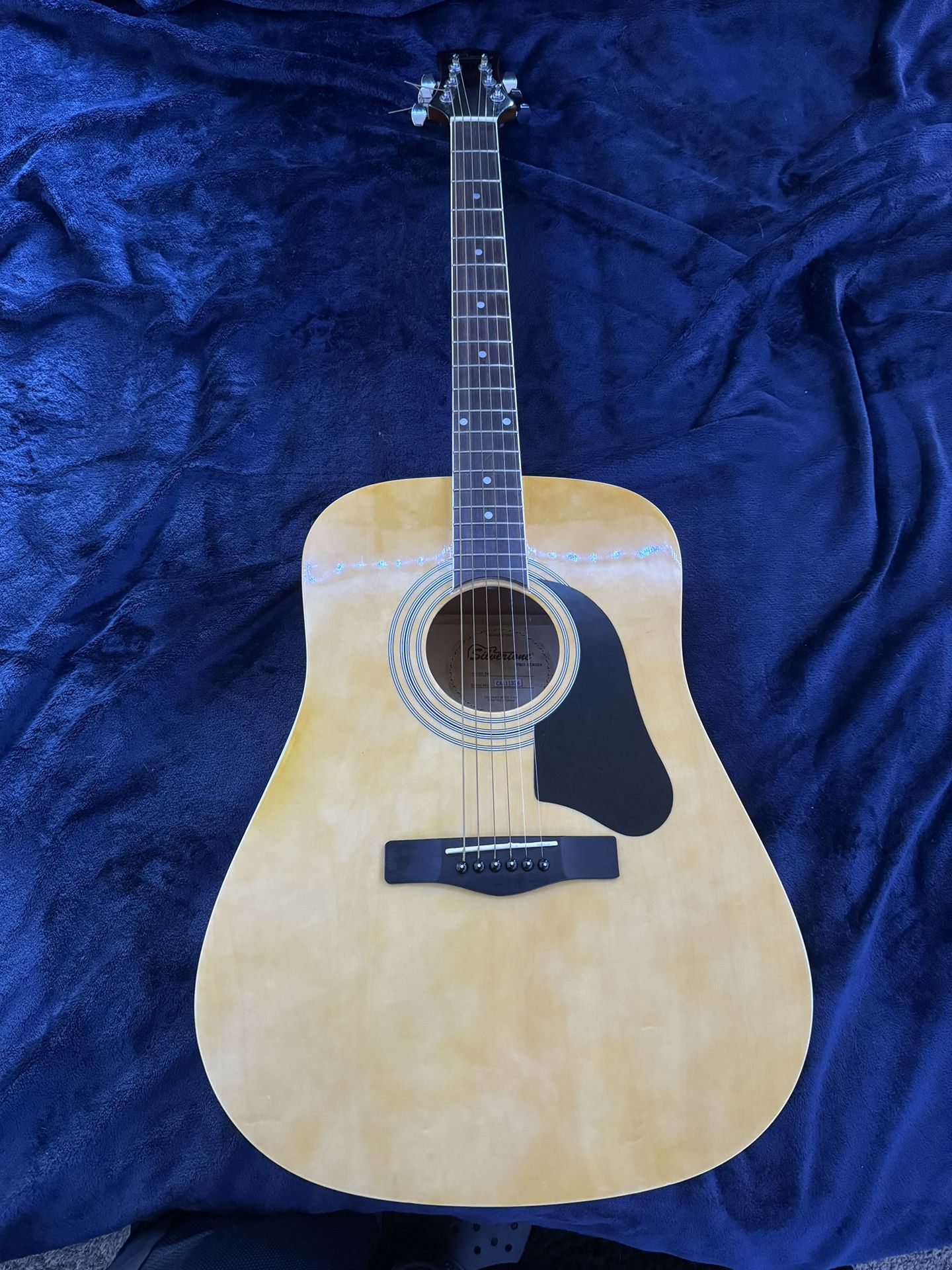 Silverstone acoustic guitar