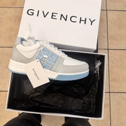Givenchy G4 Low