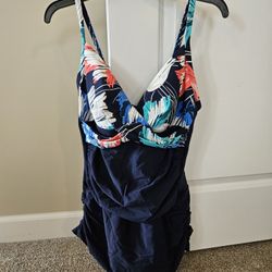 Women Size 16 Swim Dress .. New Cond 