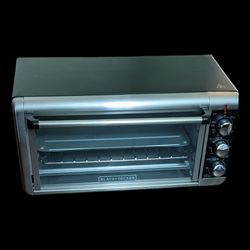 Black+Decker 8-Slice Extra Wide Convection Toaster Oven