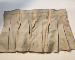 IZOD Girl's tan uniform skorts x4 pc bundle  size: 10