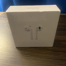 Apple AirPods 3rd Gen With Wireless Charging Case