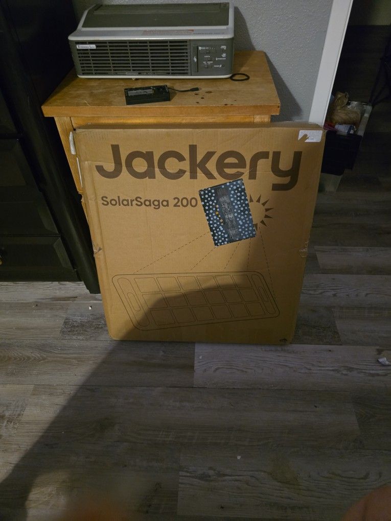 SolarSaga 200 Brand New In The Box