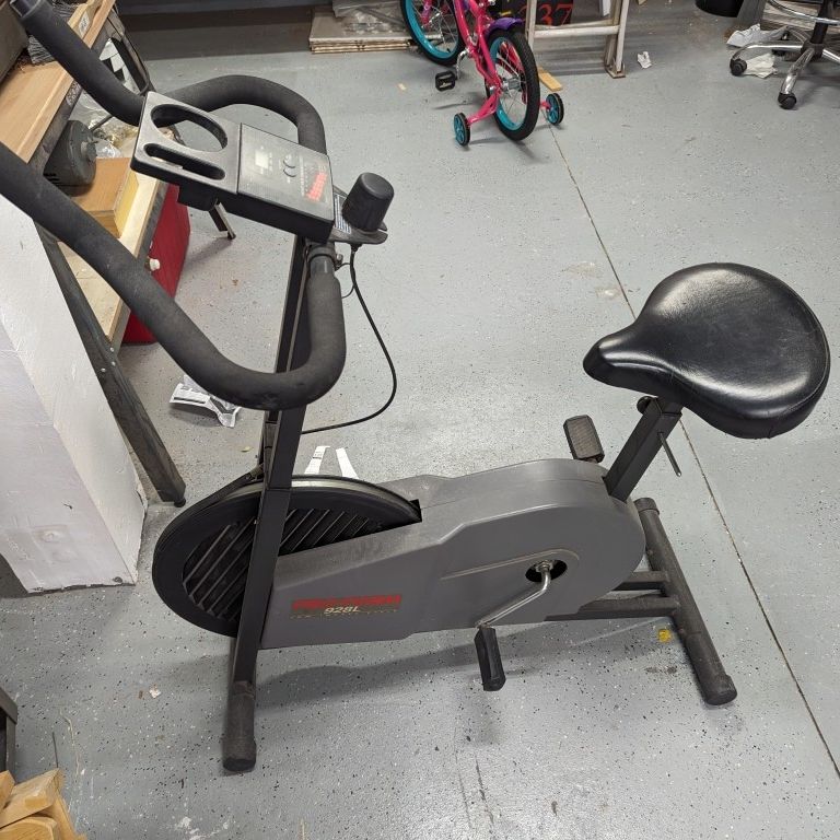 Pooboo Recumbent Magnetic super Elliptical Exercise Bike